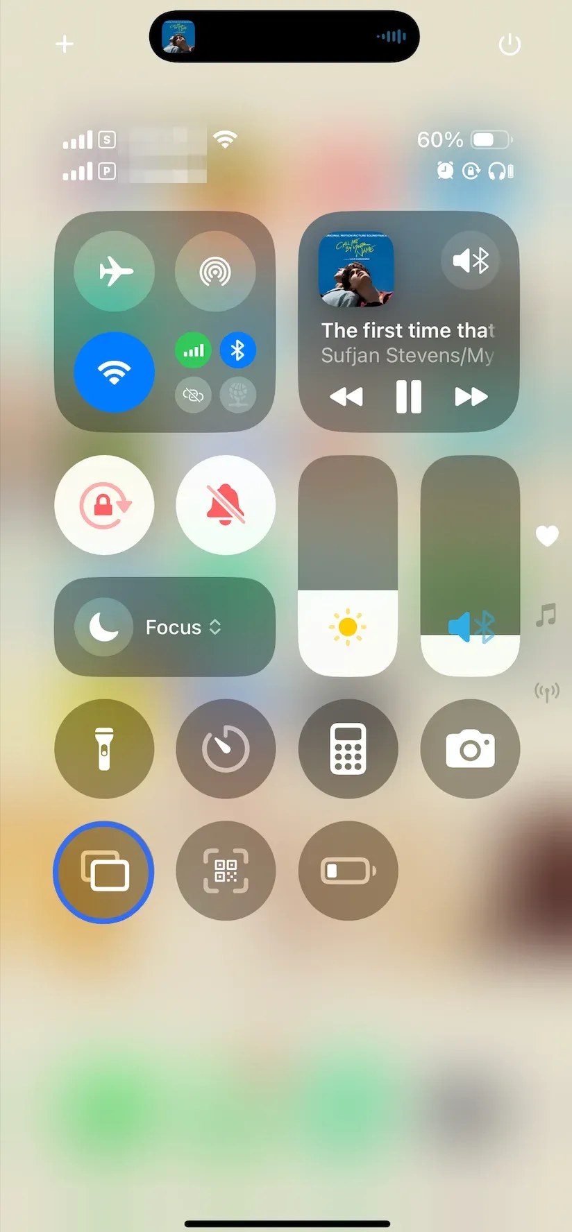 Screen Mirroring icon on iPhone