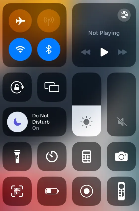 =Screen Mirroring on iPhone's Control Center