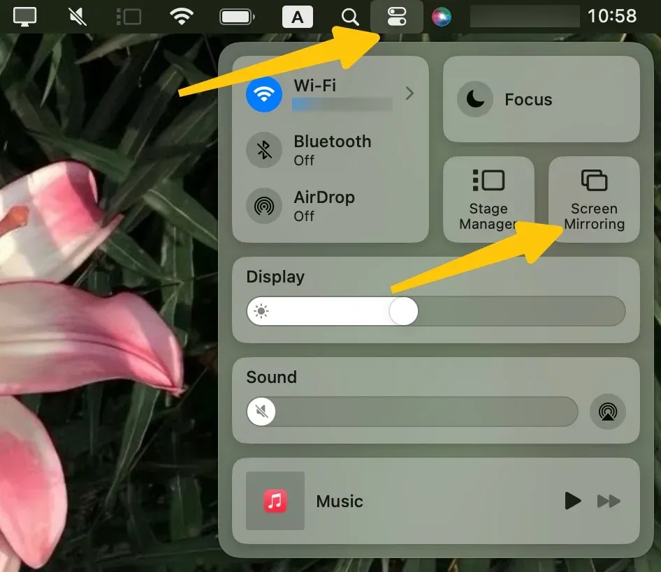 Screen mirroring on MacBook
