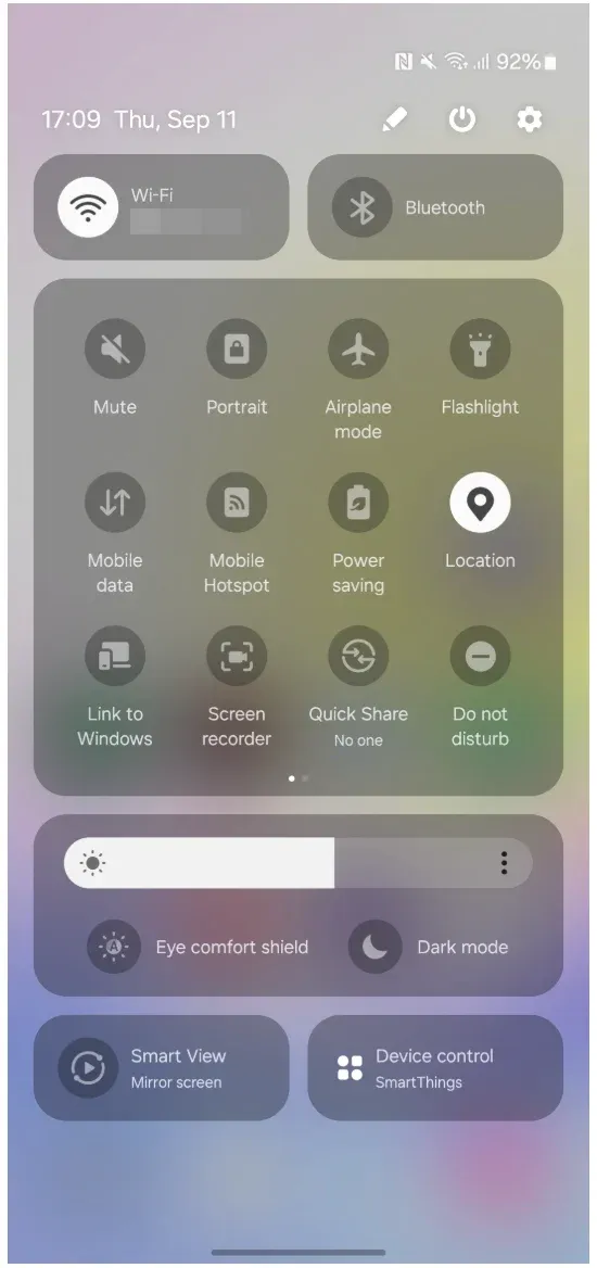 find Smart View on Samsung phone
