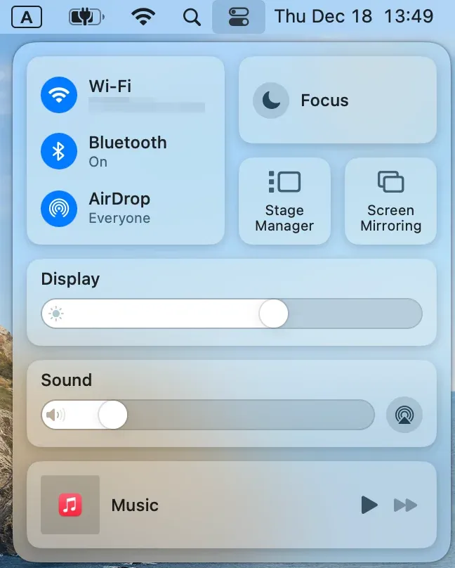 enable Screen Mirroring option on Mac