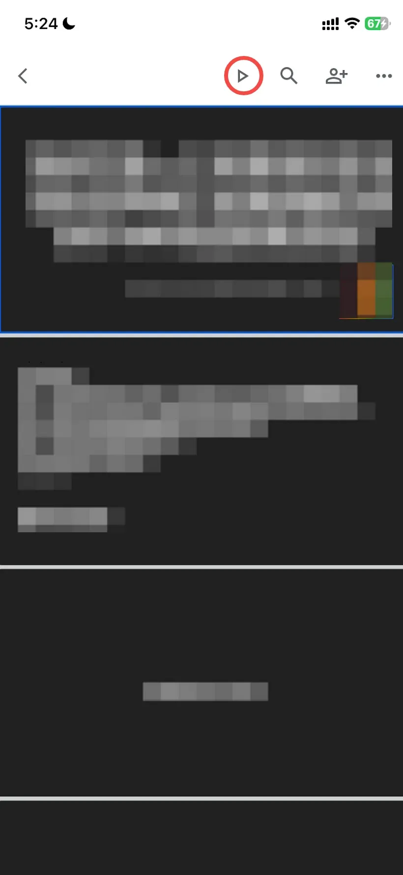 tap the Play icon in Google Slides presentation