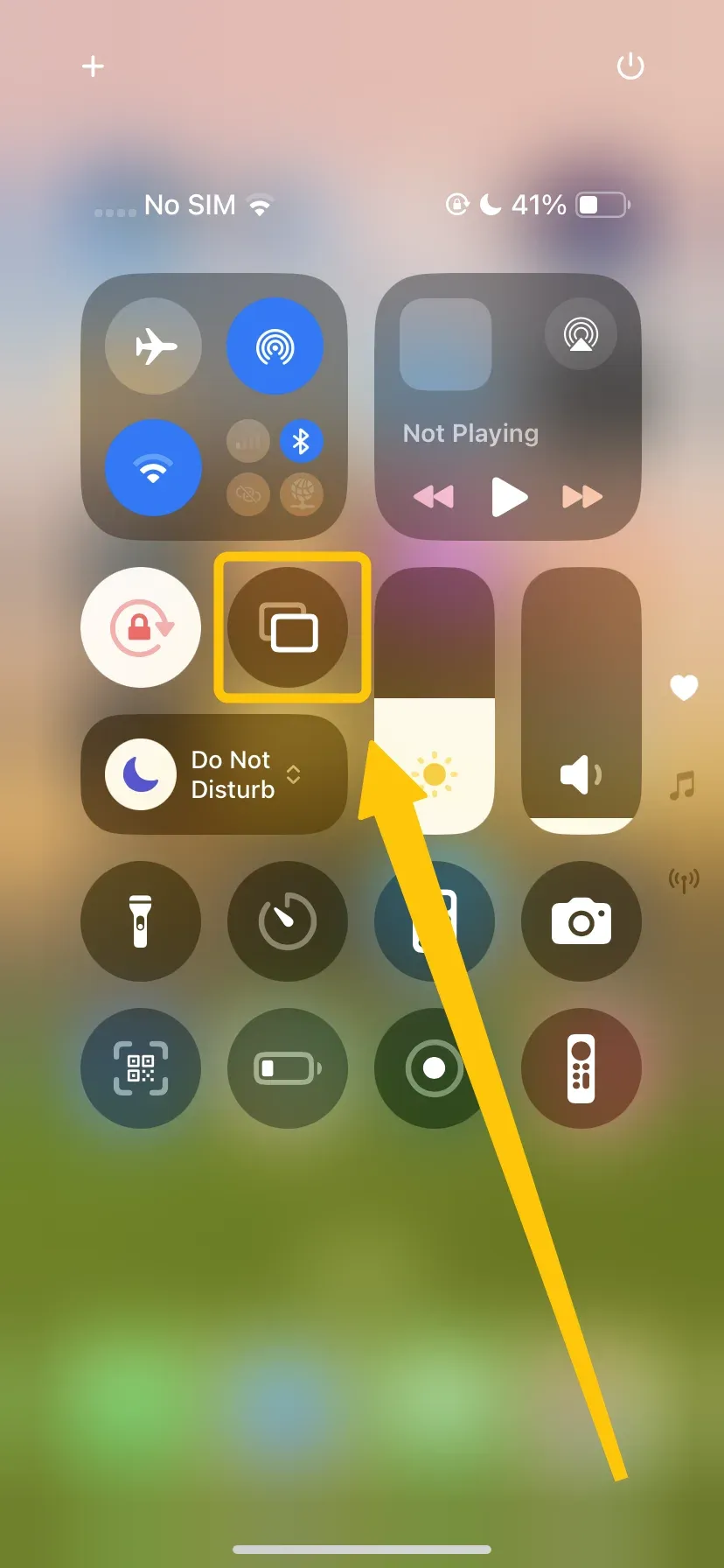 Screen Mirroring in iPhone's Control Center