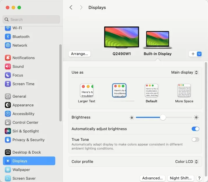 Display settings on MacBook settings